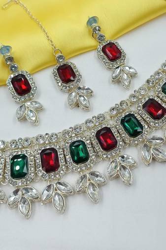 Maroon green color necklace set with earrings & maang tikka | kundan & agate stone | lekar gold plating