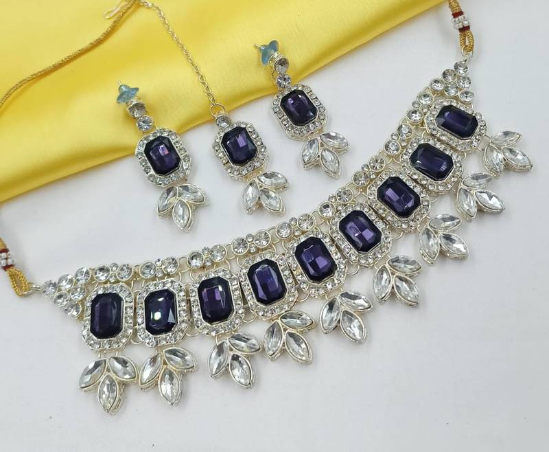Purple color necklace set with earrings & maang tikka | kundan & agate stone | lekar gold plating