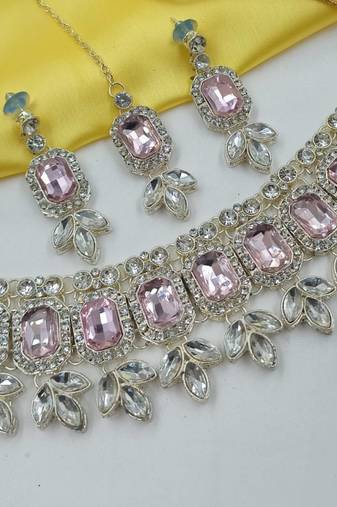 Beby pink color necklace set with earrings & maang tikka | kundan & agate stone | lekar gold plating