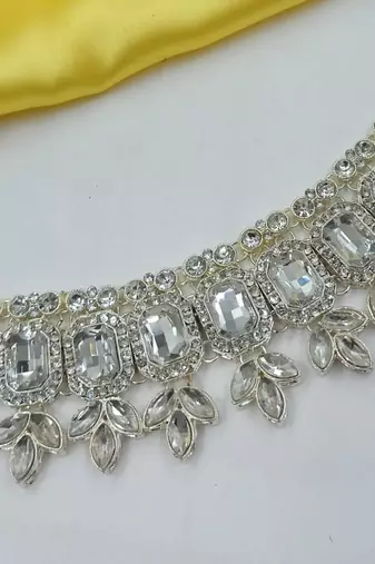 White color necklace set with earrings & maang tikka | kundan & agate stone | lekar gold plating