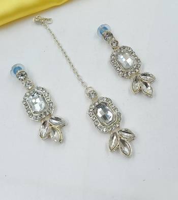White color necklace set with earrings & maang tikka | kundan & agate stone | lekar gold plating 3