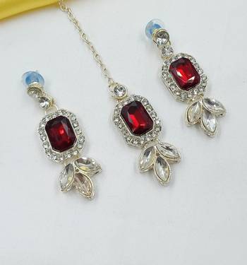 Maroon color necklace set with earrings & maang tikka | kundan & agate stone | lekar gold plating 3