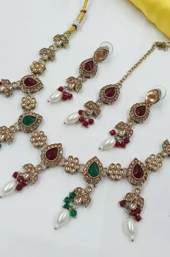Maroon green color necklace set with earrings & maang tikka | kundan and agate stone | antique gold plating