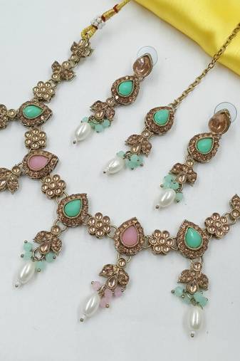 Pista pink color necklace set with earrings & maang tikka | kundan and agate stone | antique gold plating