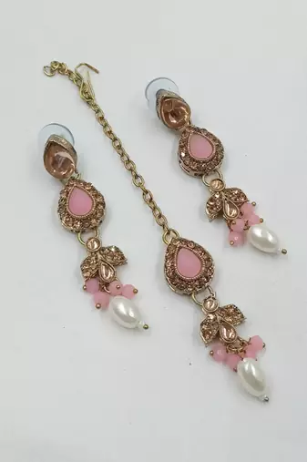 Beby pink color necklace set with earrings & maang tikka | kundan and agate stone | antique gold plating