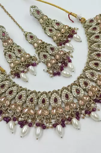 Majanta color necklace set with earrings & maang tikka | kundan and agate stone | antique gold plating