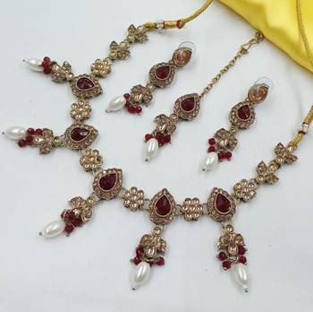 Maroon color necklace set with earrings & maang tikka | kundan and agate stone | antique gold plating 2
