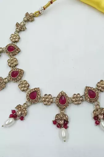 Majanta color necklace set with earrings & maang tikka | kundan and agate stone | antique gold plating