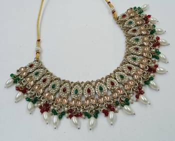 Maroon green color necklace set with earrings & maang tikka | kundan and agate stone | antique gold plating 2