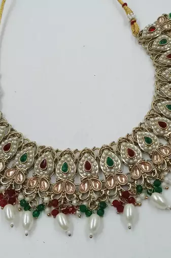 Maroon green color necklace set with earrings & maang tikka | kundan and agate stone | antique gold plating
