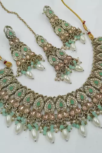 Pista color necklace set with earrings & maang tikka | kundan and agate stone | antique gold plating