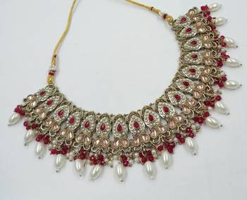 Maroon color necklace set with earrings & maang tikka | kundan and agate stone | antique gold plating 4