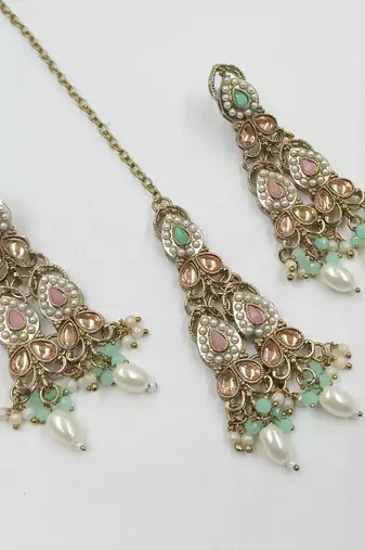 Pista pink color necklace set with earrings & maang tikka | kundan and agate stone | antique gold plating