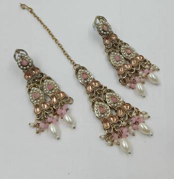 Beby pink color necklace set with earrings & maang tikka | kundan and agate stone | antique gold plating 3