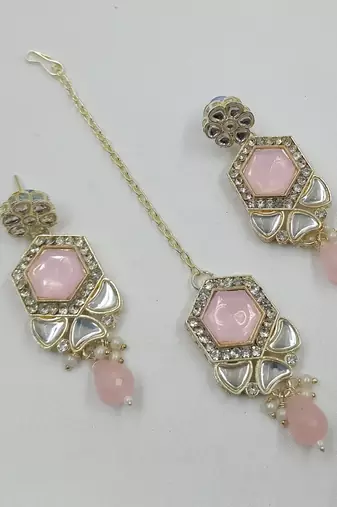 Pink color necklace set with earrings & maang tikka | kundan & agate stone | lekar gold plating