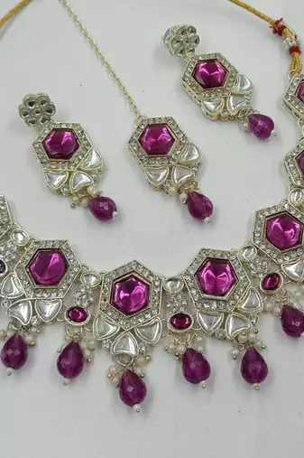 Purple color necklace set with earrings & maang tikka | kundan & agate stone | lekar gold plating