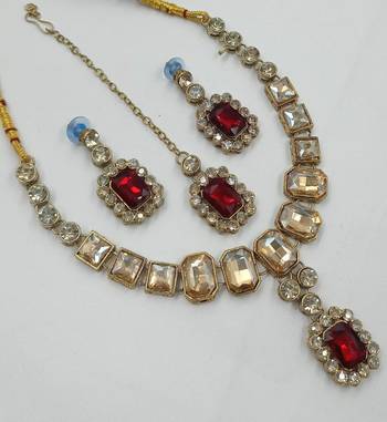 Maroon color necklace set with earrings & maang tikka | kundan and agate stone | antique gold plating 2