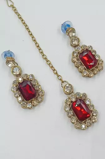 Maroon color necklace set with earrings & maang tikka | kundan and agate stone | antique gold plating