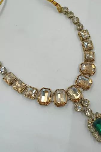 Green color necklace set with earrings & maang tikka | kundan and agate stone | antique gold plating