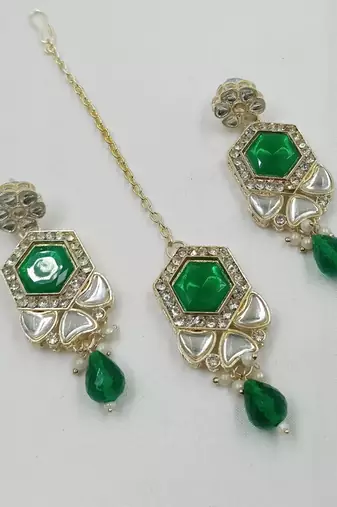 Green color necklace set with earrings & maang tikka | kundan & agate stone | lekar gold plating