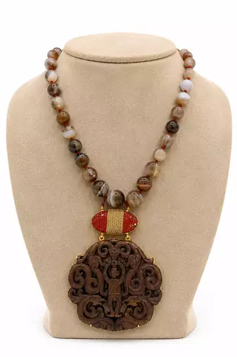 Brown natural gemstone handcrafted hand-beaten pendant necklace for women