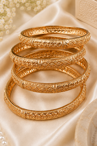 Heritage Engraved Gold Bangle