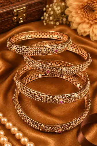 Heritage Floral Lattice Bangle
