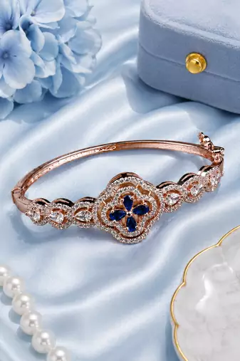 Rose gold finish oceanique bracelet