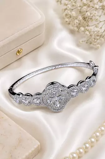 Rhodium finish lumina bloom bracelet