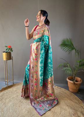 Rama green style silk bland zari weaving contrust border saree with blouse 2