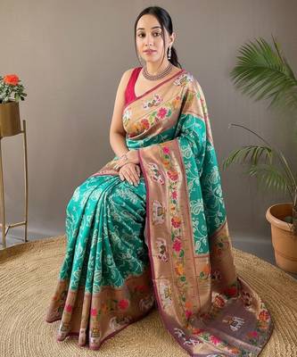 Rama green style silk bland zari weaving contrust border saree with blouse 4