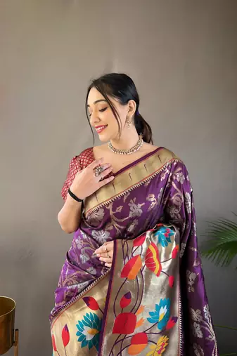 Wine soft silk blend saree with rich weaved heavy pallu & 3d traditional design with gold and silver zari