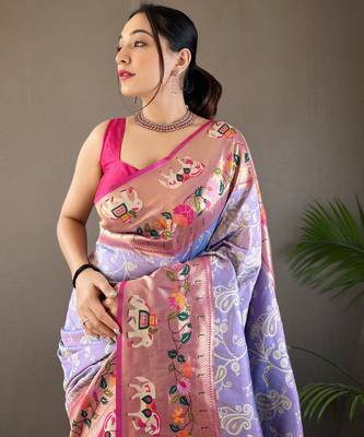 Lavender style silk blend zari weaving contrust border saree with blouse 3