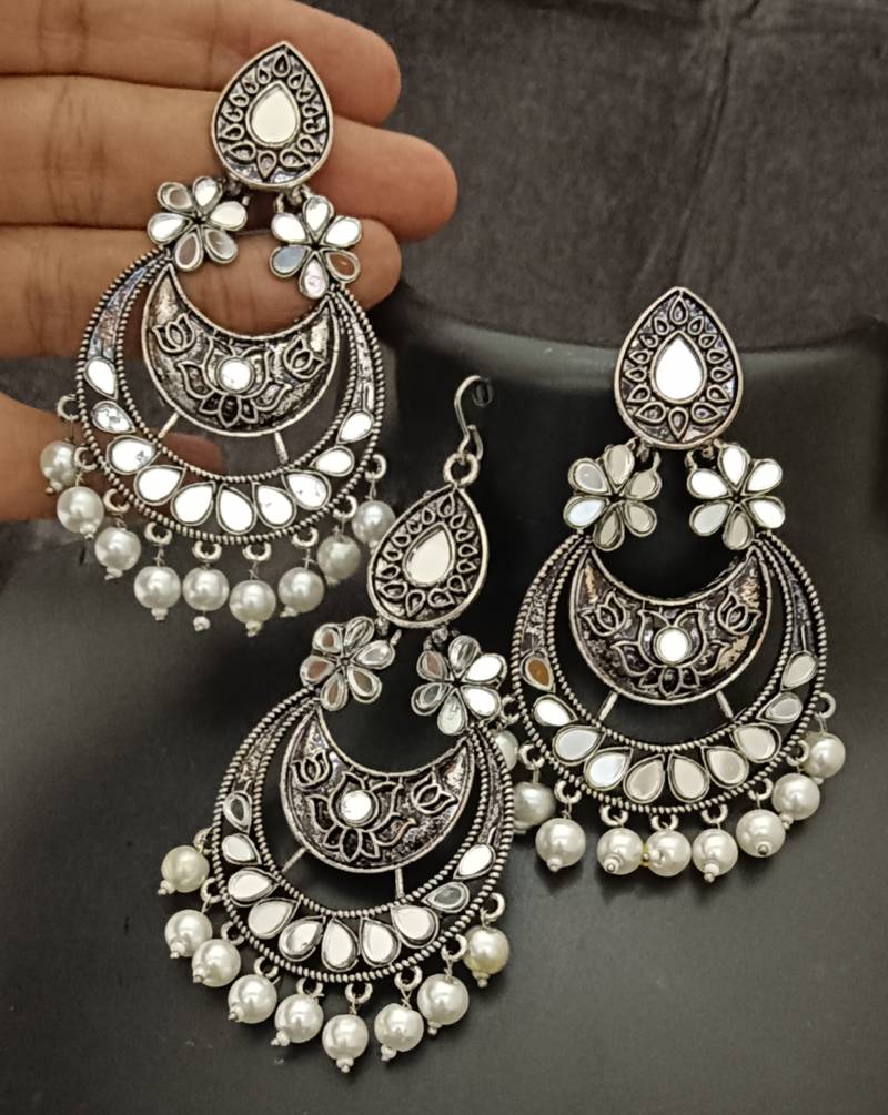 Silver replica mirror oxidixed pan shape earrings tikka set