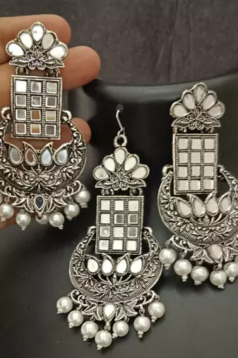 Silver replica mirror oxidixed rectangle shape earrings tikka set