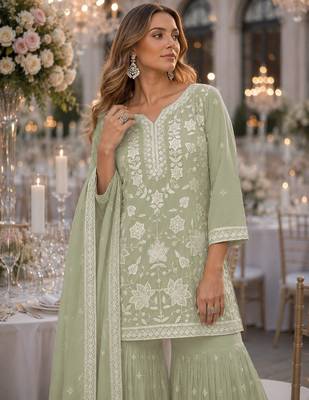 Green chiffon suit with embroidery thread & khatli work 2