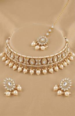 Royal kundan & pearl choker set 3