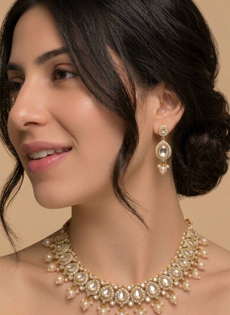 Classic kundan & pearl heritage set