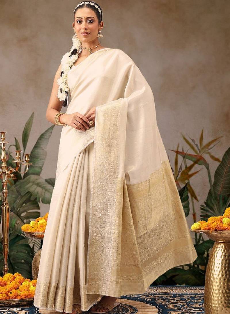 Woven design zari silk blend fusion kasavu saree