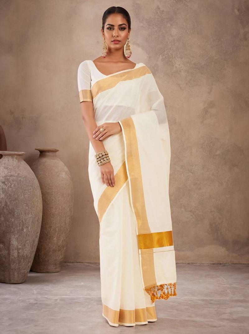 Off white & gold-toned zari pure cotton kasavu saree