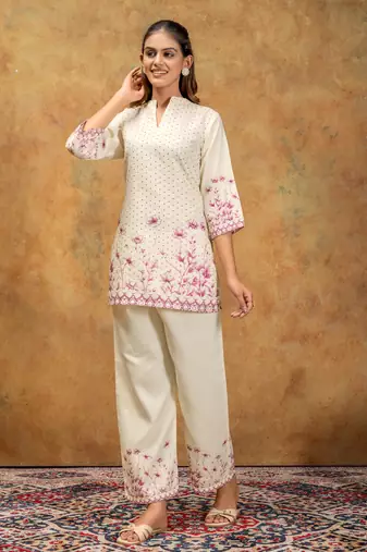 White & pink floral printed cotton co-ord set for women