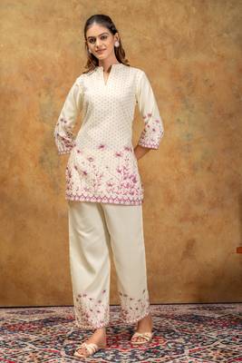 White & pink floral printed cotton co-ord set for women 4