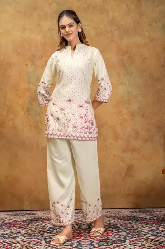 White & pink floral printed cotton co-ord set for women