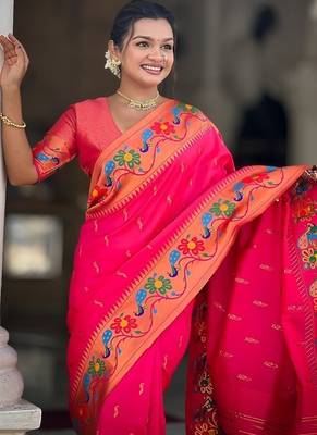 Ranipink silk blend saree with peacock motif zari border 3