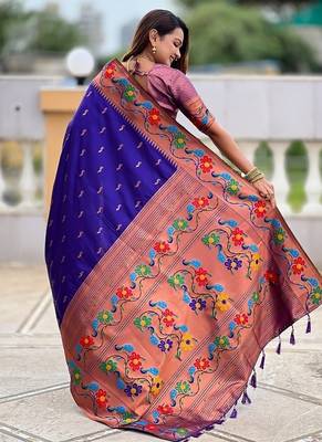 Violet silk blend saree with peacock motif zari border 2
