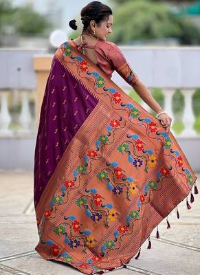 Wine silk blend saree with peacock motif zari border 2