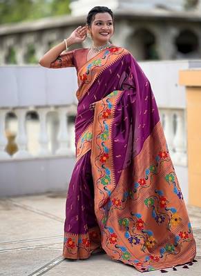 Wine silk blend saree with peacock motif zari border 3