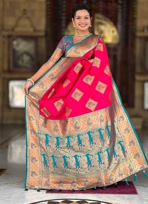 Festive ranipink banarasi silk blend saree with colorful meenakari border 4