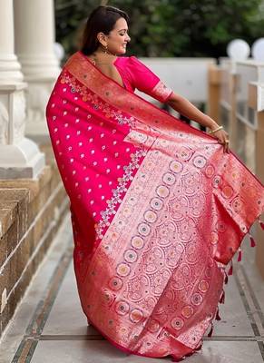 Ranipink soft banarasi silk blend saree with meenakari zari weaving 2