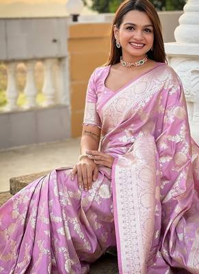 Pink soft banarasi silk blend saree with meenakari zari weaving 4